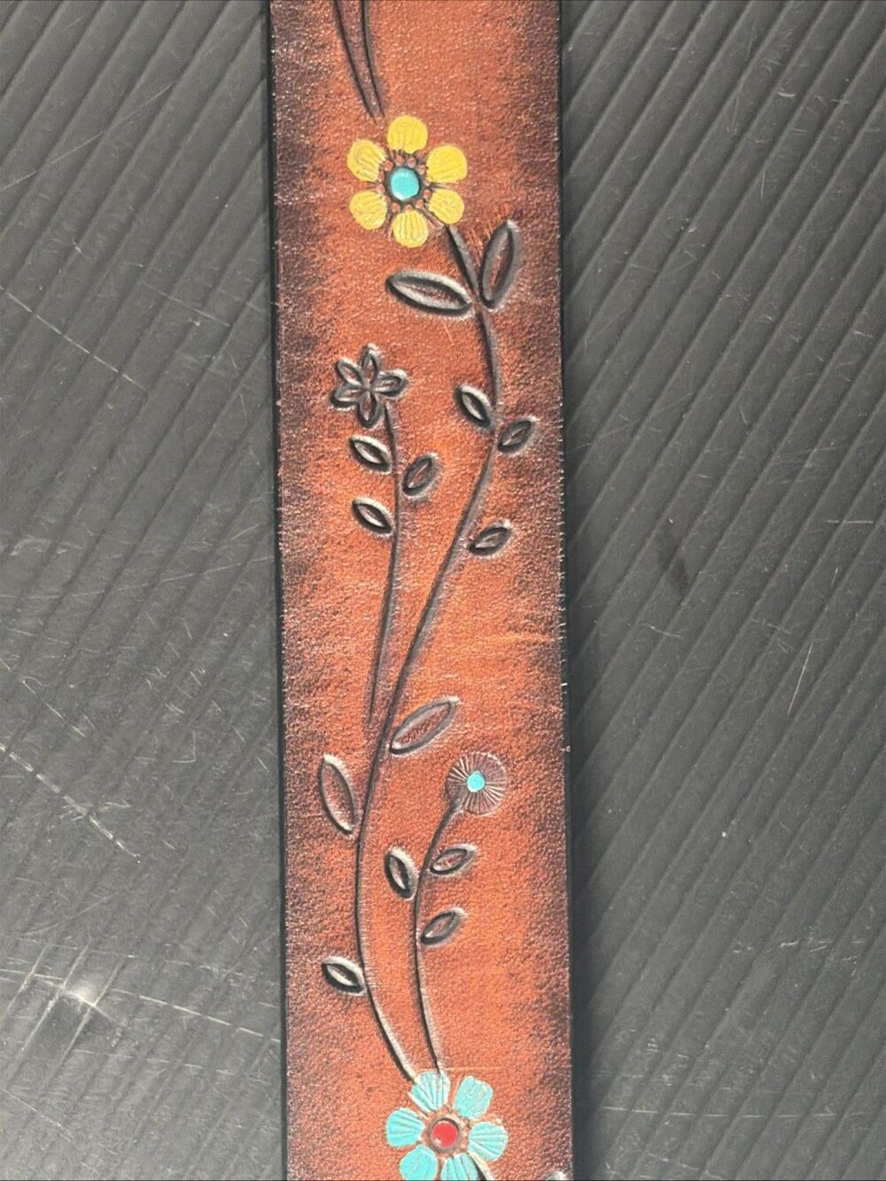 Brighton Leather Belt Womens Small 28 Brown Embossed Flower Heart Buckle Western - Picture 5 of 16